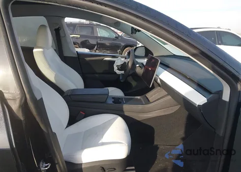 2023 Tesla Model Y Awd/Long Range Dual Motor All-Wheel Drive from USA, damaged, VIN 7SAYGDEE2PA142811